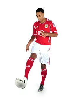 New Kit Shoot Prints: Bristol City First Team: Revealing the New Kits for Season 11-12