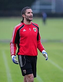 Images Dated 13th January 2011: Bristol City First Team Training: January 13, 2011 - Season 10-11