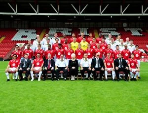 Team Photo 09-10 Collection: Bristol City First Team: Unified Squad Photo - 09-10 Season