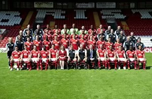 Team Photo Season 11-12 Collection: Bristol City First Team: United in Blue (2011-2012)