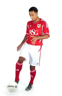 New Kit Shoot Prints: Bristol City First Team: Unveiling the New Kits for Season 11-12