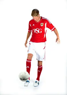 New Kit Shoot Prints: Bristol City First Team: Unveiling the New Kits for Season 11-12