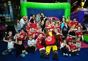 Images Dated 19th December 2011: Bristol City First Team's Christmas Party with Cty Redz - Season 11-12