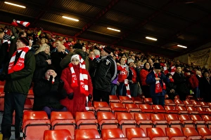 Framed Print : Bristol City Football Club: Fans Welcome Team at Ashton Gate Stadium during Johnstones Paint Trophy Southern Area Final Second Leg (Bristol City vs. Gillingham)