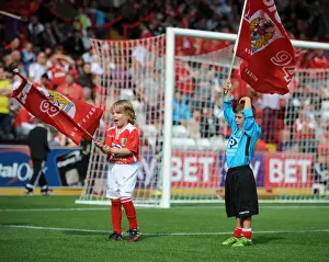 Framed Print : Bristol City Football Club: Flagbearer and Guard of Honor Ceremony vs Doncaster Rovers, Sky Bet League One Framed Print : Bristol City Football Club: Flagbearer and Guard of Honor Ceremony vs Doncaster Rovers, Sky Bet League One