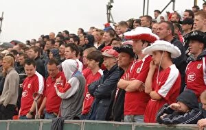 Images Dated 1st November 2007: Bristol City Football Club: Unity of Passionate Fans