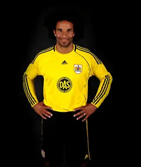 Framed Print : Bristol City Football Club Welcomes New Signing and England Legend David James to the Team
