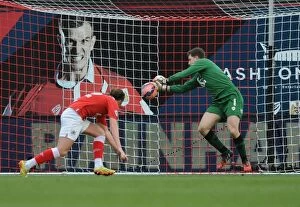 Images Dated 25th January 2015: Bristol City Goalkeeper Frank Fielding Saves Andy Carroll's Shot - FA Cup Fourth Round, 2015