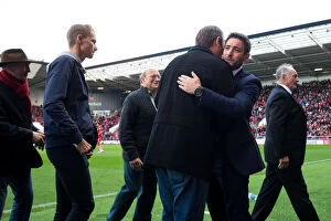Images Dated 22nd October 2016: Bristol City Honors Gerry Gow: Lee Johnson Pays Tribute to Late Legend during Minutes Silence