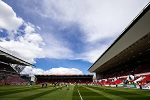 Images Dated 30th April 2016: Bristol City and Huddersfield Town Players Warm Up Ahead of Championship Clash at Ashton Gate