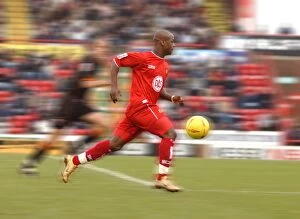 Images Dated 28th February 2008: Bristol City: Leroy Lita in Action (2004-05)