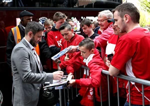 Images Dated 7th May 2016: Bristol City Manager Lee Johnson Signing Autographs at Loftus Road after QPR vs. Bristol City Match