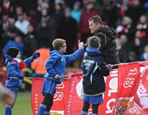 Images Dated 1st February 2015: Bristol City Manager Steve Cotterill Greets Flag Bearers Ahead of Fleetwood Town Match, January 2015