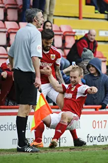 Framed Print : Bristol City Midfielder Simon Gillett Celebrates Goal Against Gillingham, Sky Bet League One, 2014 Framed Print : Bristol City Midfielder Simon Gillett Celebrates Goal Against Gillingham, Sky Bet League One, 2014
