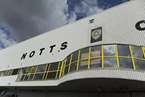 Images Dated 31st August 2014: Bristol City at Notts County's Meadow Lane: Sky Bet League One Clash (August 2014)