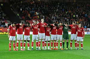 Bristol City Players Honor Remembrance Sunday Before Match Against Wolves