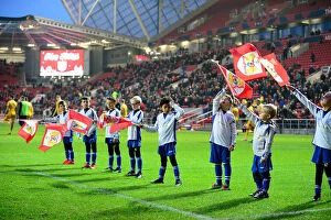 Images Dated 17th December 2016: Bristol City and Preston North End Players Form Guard of Honor at Ashton Gate