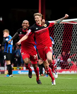 Bristol City: Stead and Elliott's Thrilling Goal Celebration vs Barnsley