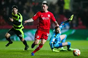 Bristol City Takes Early Lead: Lee Tomlin's Stunning Goal vs. Huddersfield Town