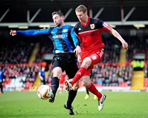 Framed Print : Bristol City vs Barnsley: Pearson vs Delap Clash in Npower Championship Framed Print : Bristol City vs Barnsley: Pearson vs Delap Clash in Npower Championship