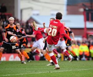 Images Dated 28th February 2009: Bristol City vs Blackpool: A Football Rivalry - Season 08-09