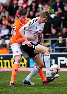 Bristol City vs Blackpool: Jon Stead vs Stephen Crainey Clash in Npower Championship Match, 2013