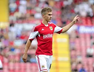 Bristol City V Bradford City Prints: Bristol City vs Bradford City: Joe Bryan in Action at Ashton Gate, 2013