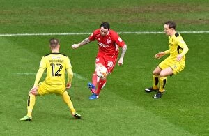 Images Dated 4th March 2017: Bristol City vs Burton Albion: Lee Tomlin in Action, Sky Bet Championship (March 4)
