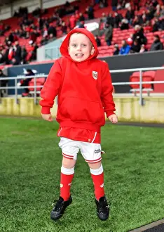 Bristol City vs. Burton Albion: Mascot Showdown in Sky Bet Championship (04.03.2017)
