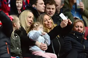 Bristol City vs Burton Albion: Passionate Fans at Ashton Gate, Sky Bet Championship (04/03/2017)