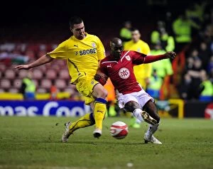 Images Dated 26th January 2010: Bristol City vs. Cardiff City: A Clash of Football Rivals (Season 09-10)