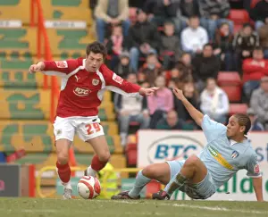 Framed Print : Bristol City vs Colchester United: Ivan Sproule in Action Framed Print : Bristol City vs Colchester United: Ivan Sproule in Action