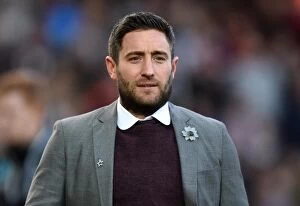 Images Dated 19th April 2016: Bristol City vs Derby County: Lee Johnson Leads the Charge at Ashton Gate, 2016