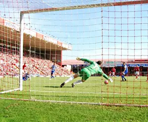 Bristol City vs Doncaster Rovers: A Football Rivalry - Season 08-09