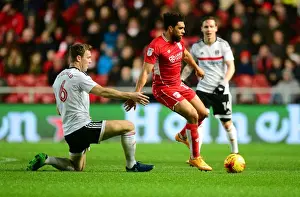 Bristol City V Fulham Prints: Bristol City vs Fulham: Scott Golbourne in Action at Ashton Gate, 2017