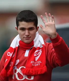 Bristol City vs Gillingham: Fans Gather at Ashton Gate for Sky Bet League One Match