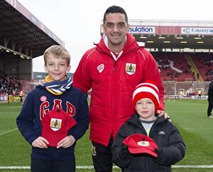 Images Dated 14th March 2015: Bristol City vs Gillingham: Sky Bet League One Clash at Ashton Gate - March 14, 2015
