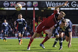 Images Dated 27th April 2013: Bristol City vs. Huddersfield: Clash Between Stead and Gerrard in Championship Match