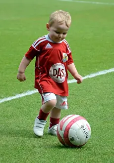 Bristol City vs Hull City: A Football Rivalry - Season 10-11