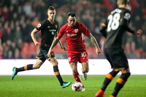 Images Dated 25th October 2016: Bristol City vs Hull City: Lee Tomlin in Action, EFL Cup Fourth Round, Ashton Gate Stadium
