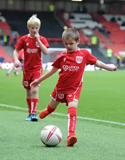 Bristol City vs Ipswich Town Clash in Sky Bet Championship at Ashton Gate - December 2016