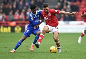 Images Dated 13th February 2016: Bristol City vs Ipswich Town: Scott Golbourne and Ben Pringle Battle for Possession