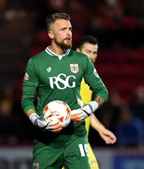 Bristol City vs Leeds United: Ben Hamer in Action at Ashton Gate Stadium (August 15, 2015)