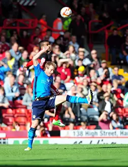 Bristol City vs Leeds United: A Clash of Leaders - Fontaine vs Becchio