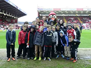 Bristol City vs MK Dons: A Intense Sky Bet League One Clash at Ashton Gate (January 2014)