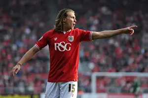 Bristol City vs MK Dons: Luke Freeman in Action at Ashton Gate, October 2015