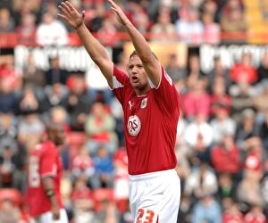 Images Dated 18th October 2008: Bristol City vs. Norwich City: A Clash from the 08-09 Season