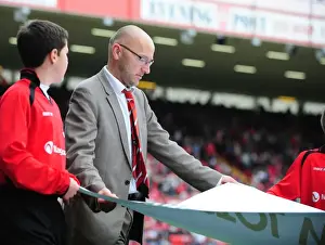 Bristol City vs Norwich City: A Football Rivalry - Season 10-11