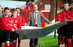 Bristol City vs Norwich City: A Football Showdown - Season 10-11
