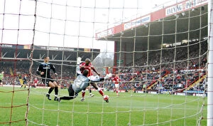 Images Dated 14th November 2008: Bristol City vs. Nottingham Forest: A Football Rivalry - 08-09 Season